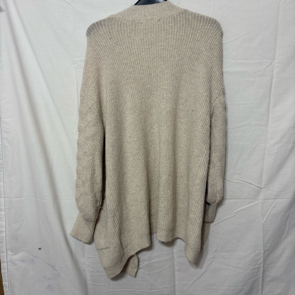Maurices beige open-front cardigan sweater with front pockets. - Picture 4 of 9